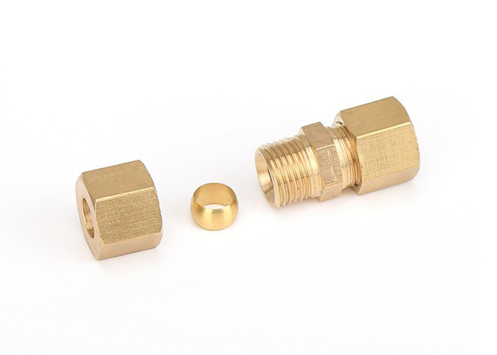 圧縮の管の管付属品の真鍮のまっすぐなカップリングODのコネクター